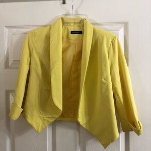Yellow blazer